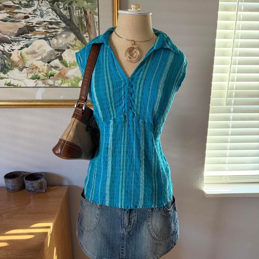 St Johns Bay Y2K Aqua Blue Striped Sleeveless Collared Blouse Top Womens Large